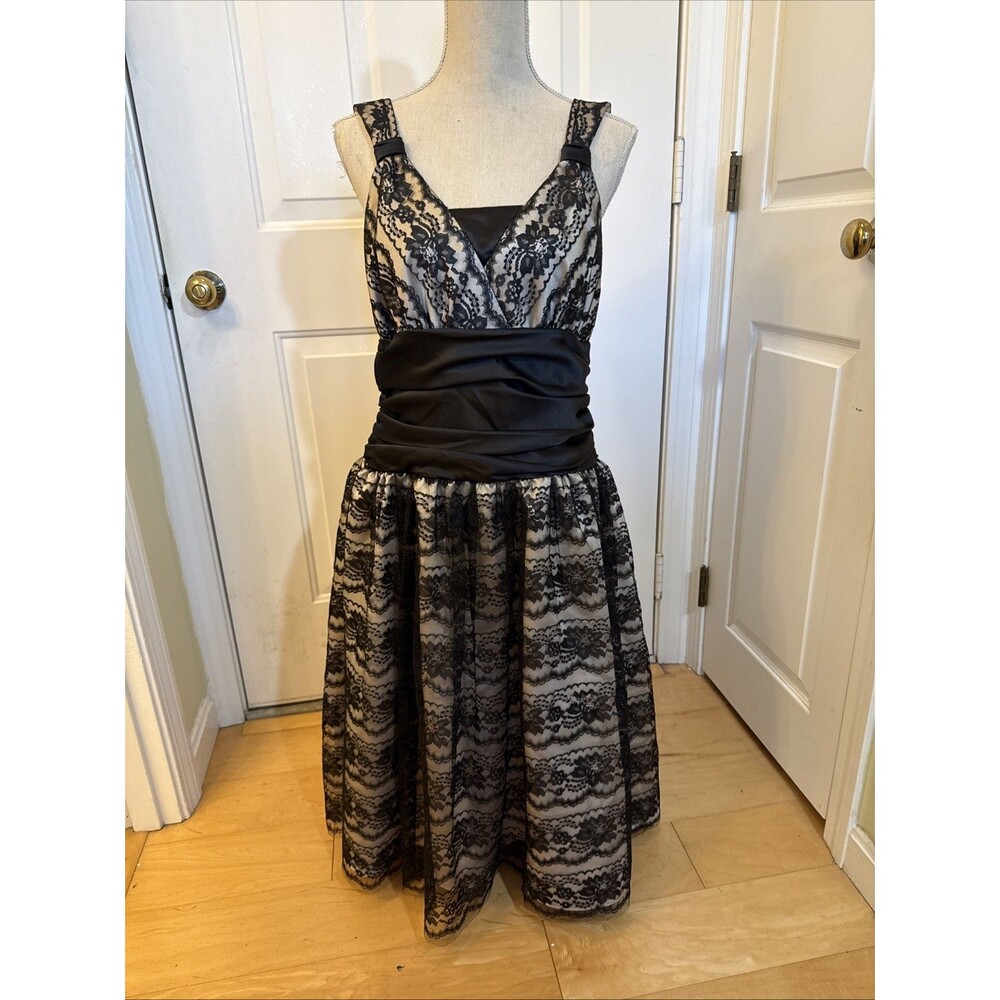 VINTAGE LACE Bari Jay Black Lace Sleeveless Midi Dress Womens Size M 32” Bust